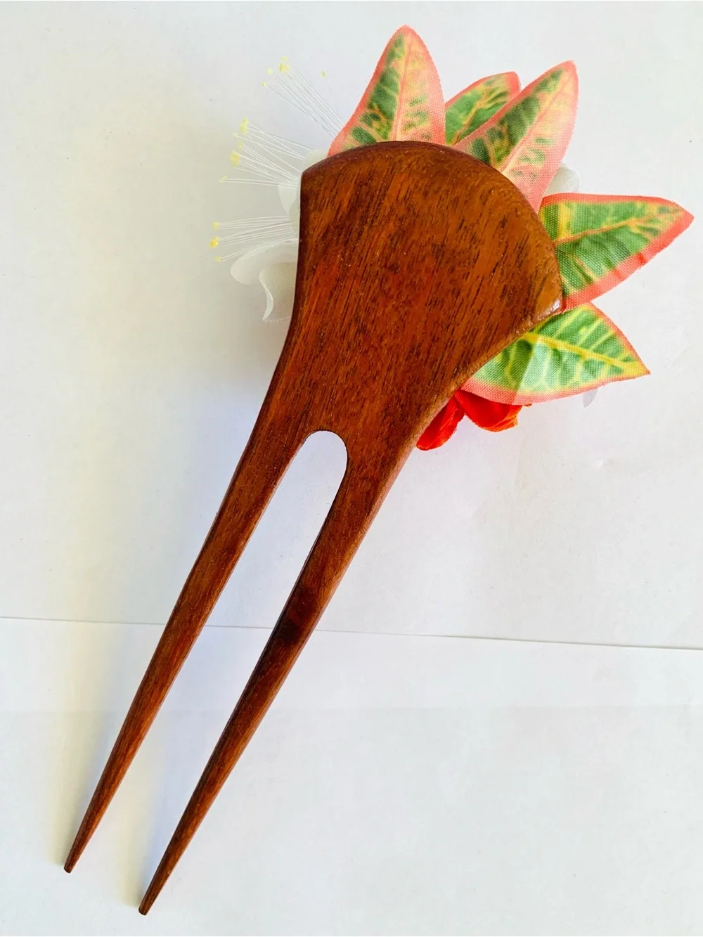 Hawaiian Floral Hair Stick 🌺 Red Flower Kanzashi Wood 8” Hula Luau New Unused - Picture 3 of 5